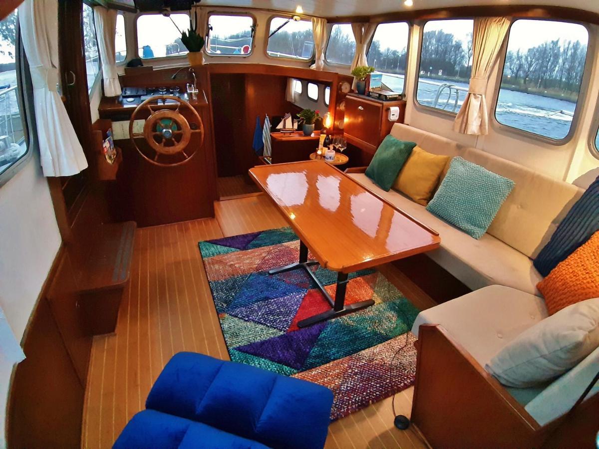 Motor Yacht Almaz Hotel Amszterdam Kültér fotó